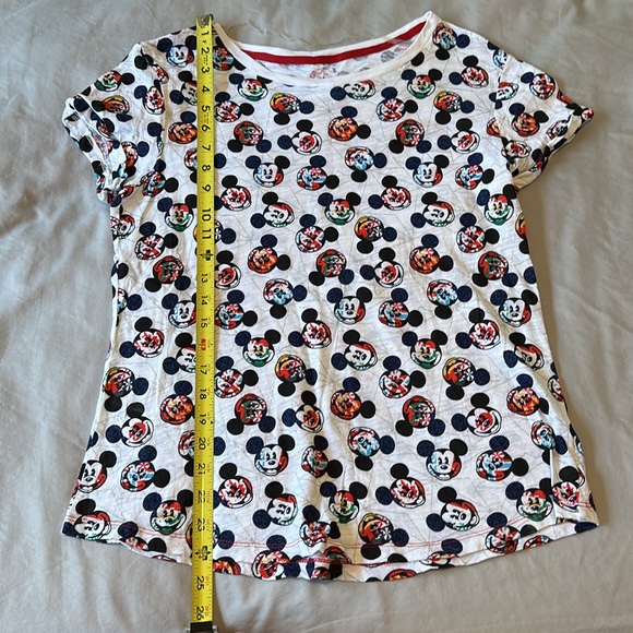 Disney Parks Mickey Epcot Flag T Shirt Size M - Picture 5 of 10